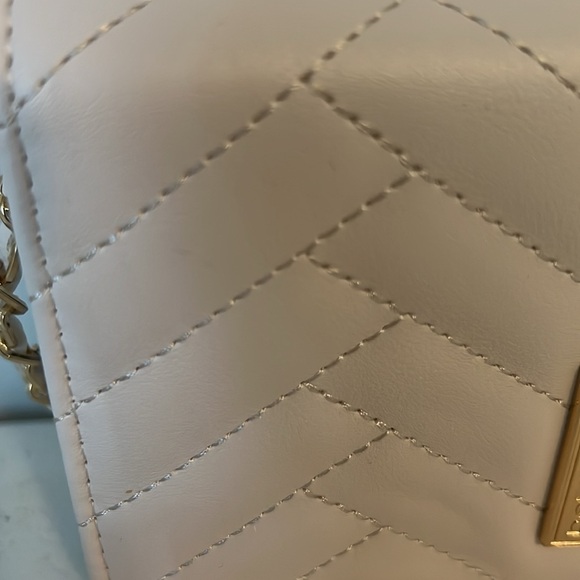 Bebe quilted faux leather cross body handbag for women. New with tags. - Picture 2 of 10